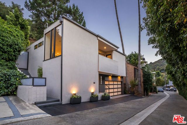 9834 Wanda Park Drive, Beverly Hills, CA 90210