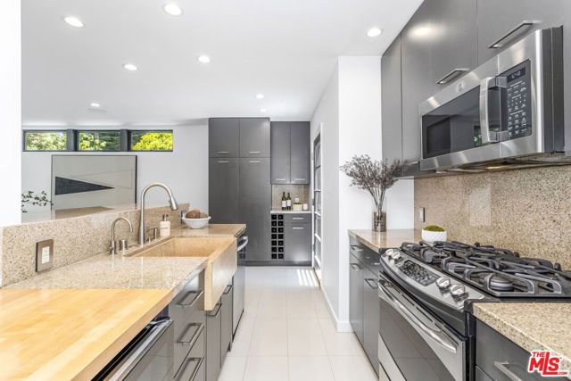 9834 Wanda Park Drive, Beverly Hills, CA 90210
