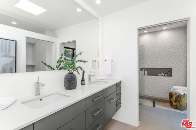 9834 Wanda Park Drive, Beverly Hills, CA 90210
