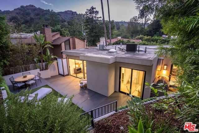 9834 Wanda Park Drive, Beverly Hills, CA 90210