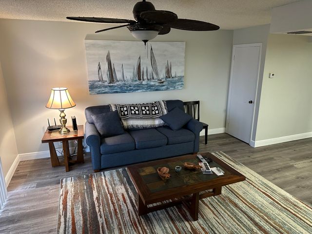 7101 Ridgewood Avenue 209, Cape Canaveral, FL 32920