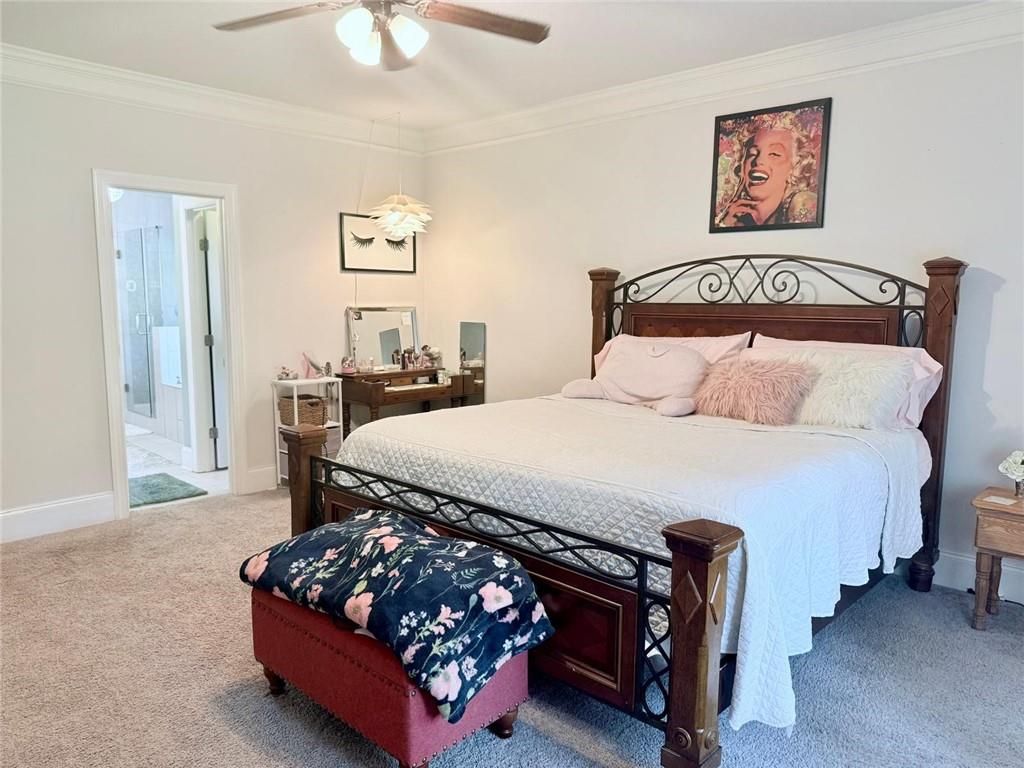 Image 25 of property listing at 3910 Hamilton Cove Court, Cumming, GA 30028