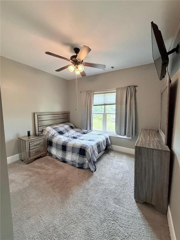 Image 37 of property listing at 3910 Hamilton Cove Court, Cumming, GA 30028