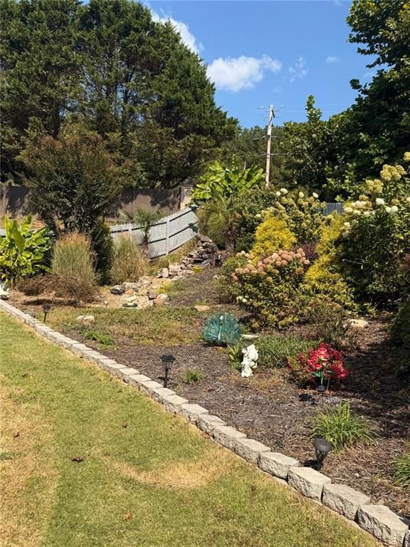 Image 57 of property listing at 3910 Hamilton Cove Court, Cumming, GA 30028