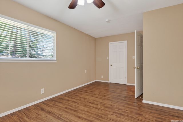 6842 SPRING MANOR ST, San Antonio, TX 78249