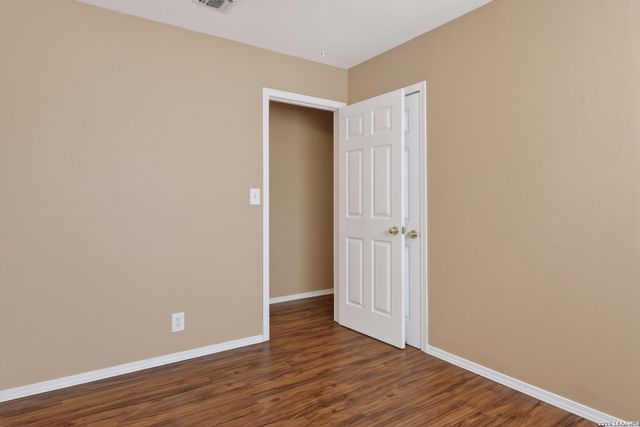 6842 SPRING MANOR ST, San Antonio, TX 78249