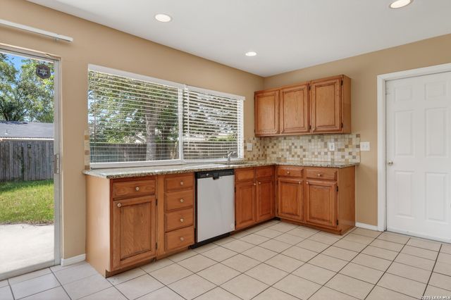 6842 SPRING MANOR ST, San Antonio, TX 78249