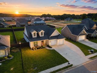 3013 Lisa Lane, Decatur, AL 35603
