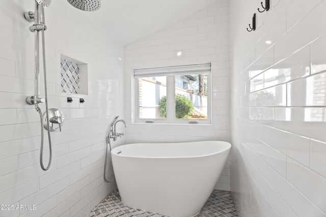 4411 N 46TH Place, Phoenix, AZ 85018