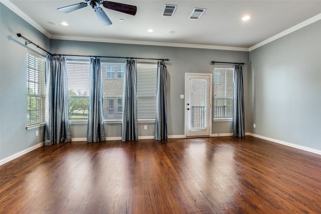 6490 Riviera Drive, Irving, TX 75039