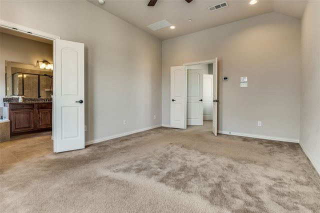 6490 Riviera Drive, Irving, TX 75039