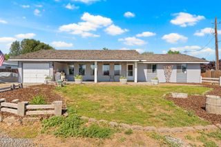 1620 Selah Loop Rd, Selah, WA 98942