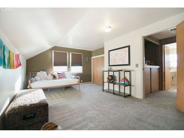 571 26TH Ave, Longview, WA 98632