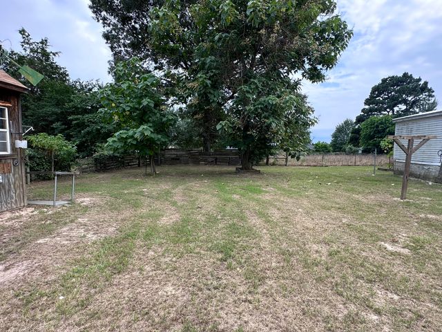 655 County Road 2650, Mt Pleasant, TX 75455