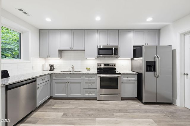 314 Highlands Bluffs Drive, Cary, NC 27518