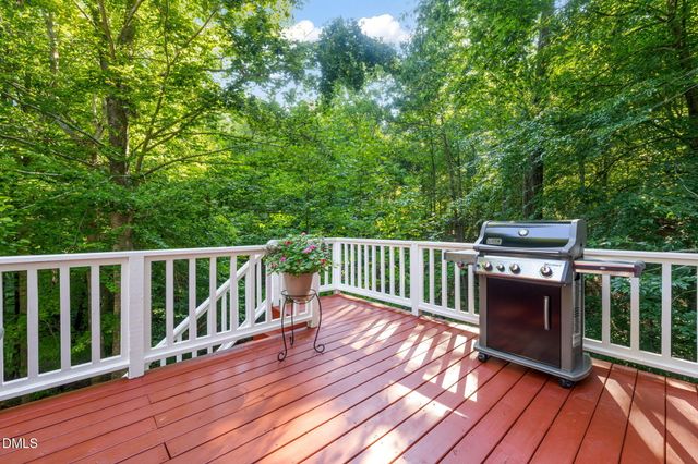 314 Highlands Bluffs Drive, Cary, NC 27518