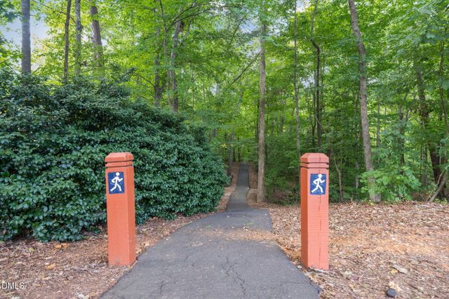 314 Highlands Bluffs Drive, Cary, NC 27518