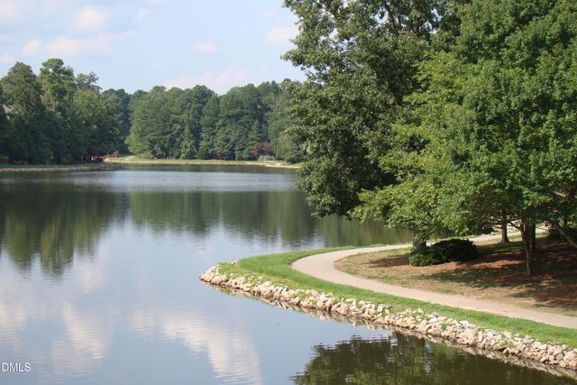 314 Highlands Bluffs Drive, Cary, NC 27518