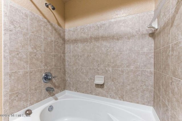 8539 GATE Parkway W 9303, Jacksonville, FL 32216