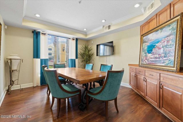 8539 GATE Parkway W 9303, Jacksonville, FL 32216