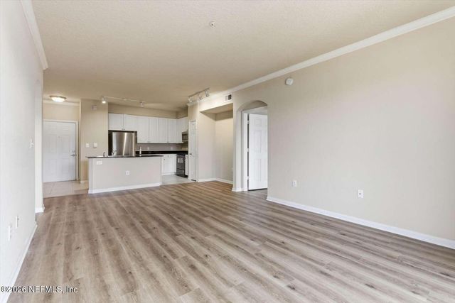 8539 GATE Parkway W 9303, Jacksonville, FL 32216