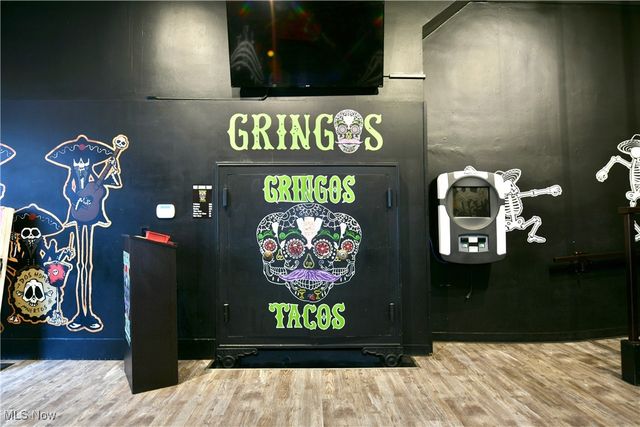 24 N Phelps Street, Youngstown, OH 44503