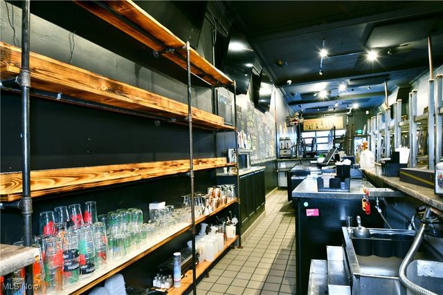 24 N Phelps Street, Youngstown, OH 44503