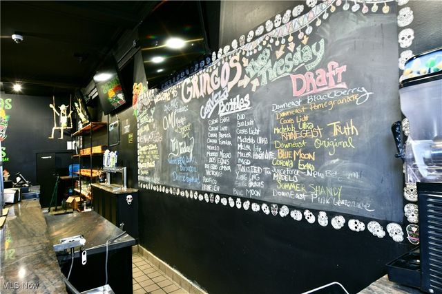 24 N Phelps Street, Youngstown, OH 44503