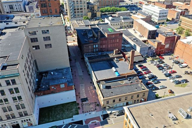 24 N Phelps Street, Youngstown, OH 44503