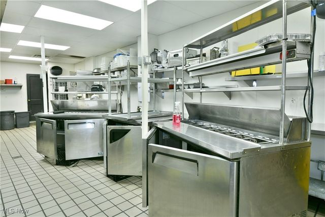 24 N Phelps Street, Youngstown, OH 44503