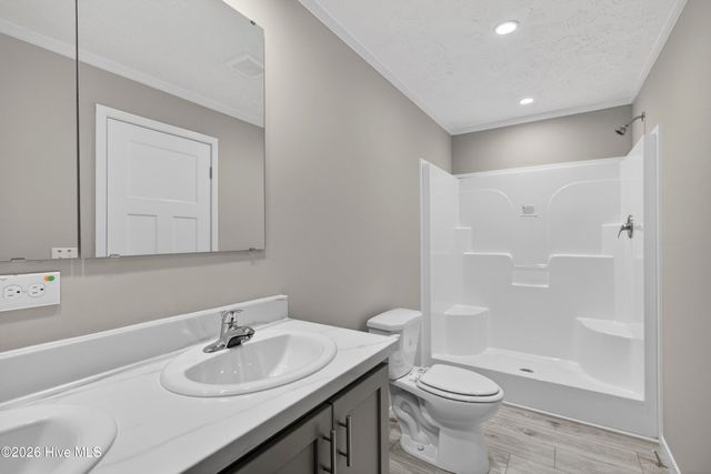1025 Pine Ridge Court, Castle Hayne, NC 28429