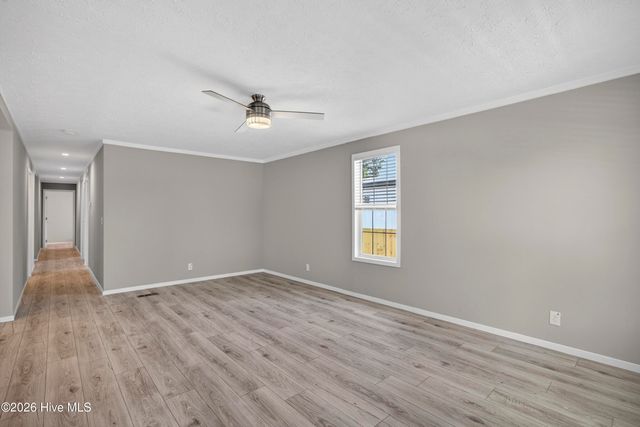 1025 Pine Ridge Court, Castle Hayne, NC 28429