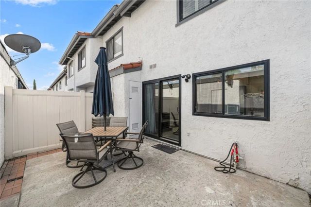 1910 W Palmyra 135, Orange, CA 92868