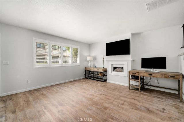 1910 W Palmyra 135, Orange, CA 92868