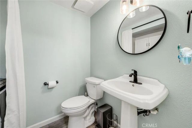 1910 W Palmyra 135, Orange, CA 92868