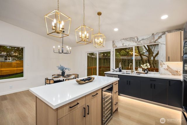 7211 182nd Street SW, Edmonds, WA 98026