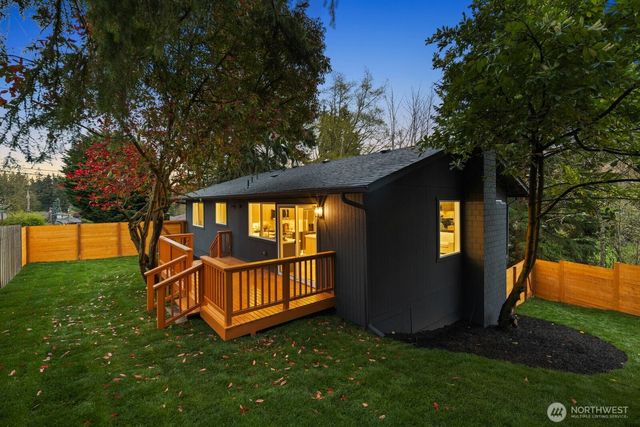 7211 182nd Street SW, Edmonds, WA 98026