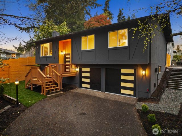 7211 182nd Street SW, Edmonds, WA 98026