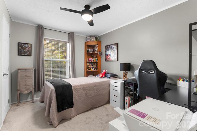 189 Panther Lane 94-97, Thomasville, NC 27360