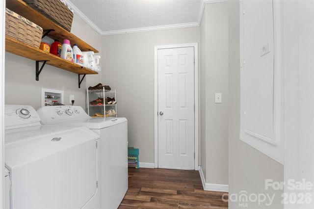 189 Panther Lane 94-97, Thomasville, NC 27360