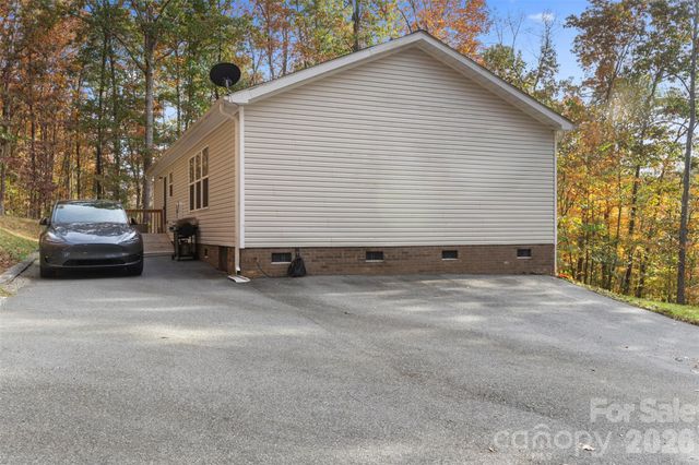 189 Panther Lane 94-97, Thomasville, NC 27360