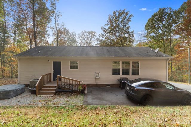 189 Panther Lane 94-97, Thomasville, NC 27360