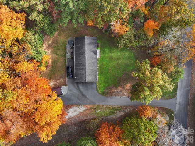 189 Panther Lane 94-97, Thomasville, NC 27360