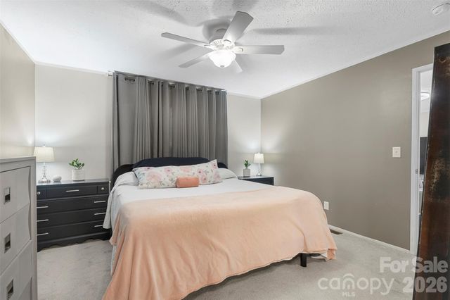 189 Panther Lane 94-97, Thomasville, NC 27360