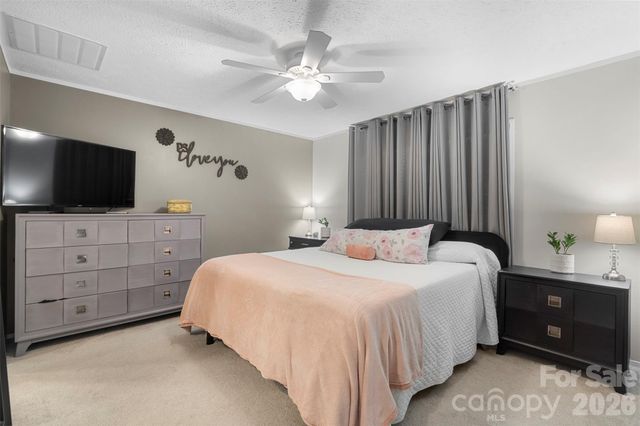 189 Panther Lane 94-97, Thomasville, NC 27360