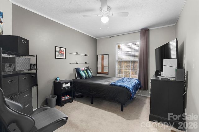 189 Panther Lane 94-97, Thomasville, NC 27360