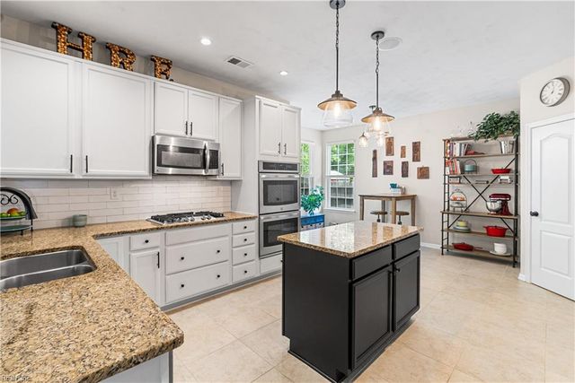 2516 Mirasol DR, Virginia Beach, VA 23456