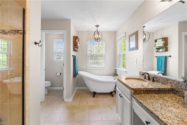 2516 Mirasol DR, Virginia Beach, VA 23456