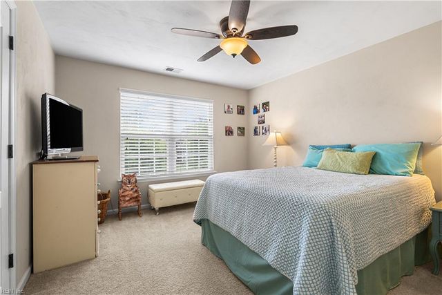 2516 Mirasol DR, Virginia Beach, VA 23456