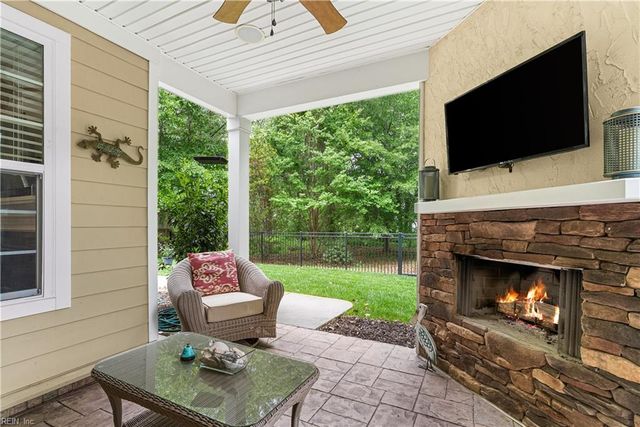 2516 Mirasol DR, Virginia Beach, VA 23456